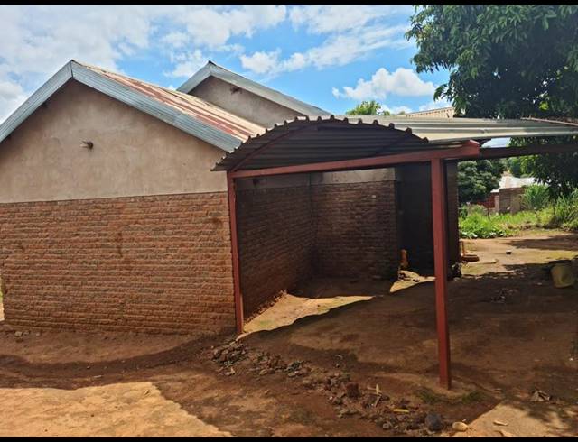 3 BEDROOM HOUSE FOR SALE IN THOHOYANDOU M